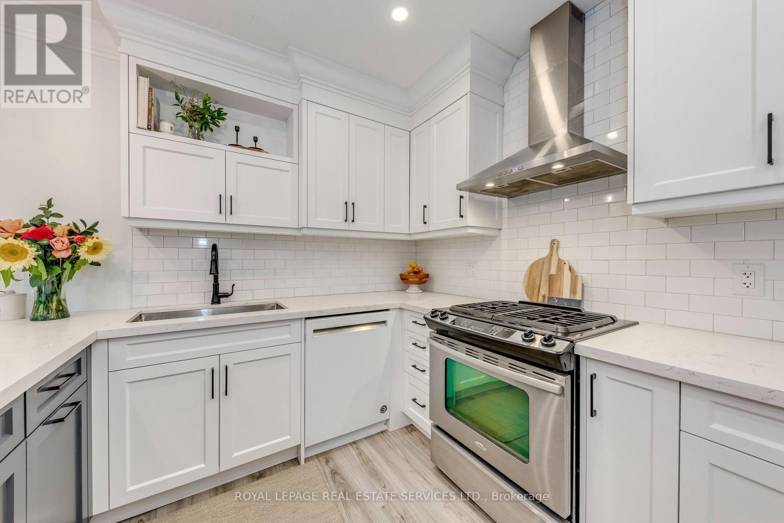 6 Rembe Avenue, Hamilton, Ontario  L8H 7G6 - Photo 21 - X13749696