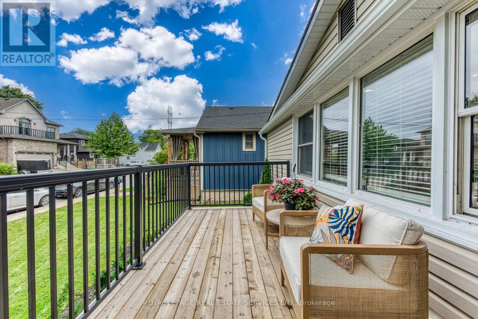 6 Rembe Avenue, Hamilton, Ontario  L8H 7G6 - Photo 4 - X13749696