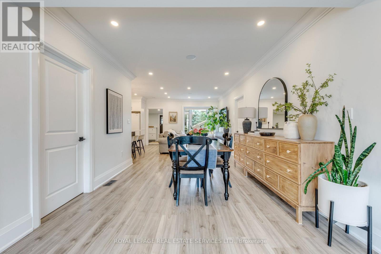 6 Rembe Avenue, Hamilton, Ontario  L8H 7G6 - Photo 8 - X13749696