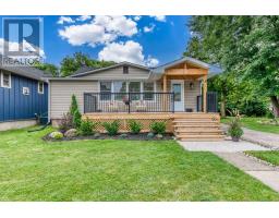 6 REMBE AVENUE, Hamilton, Ontario