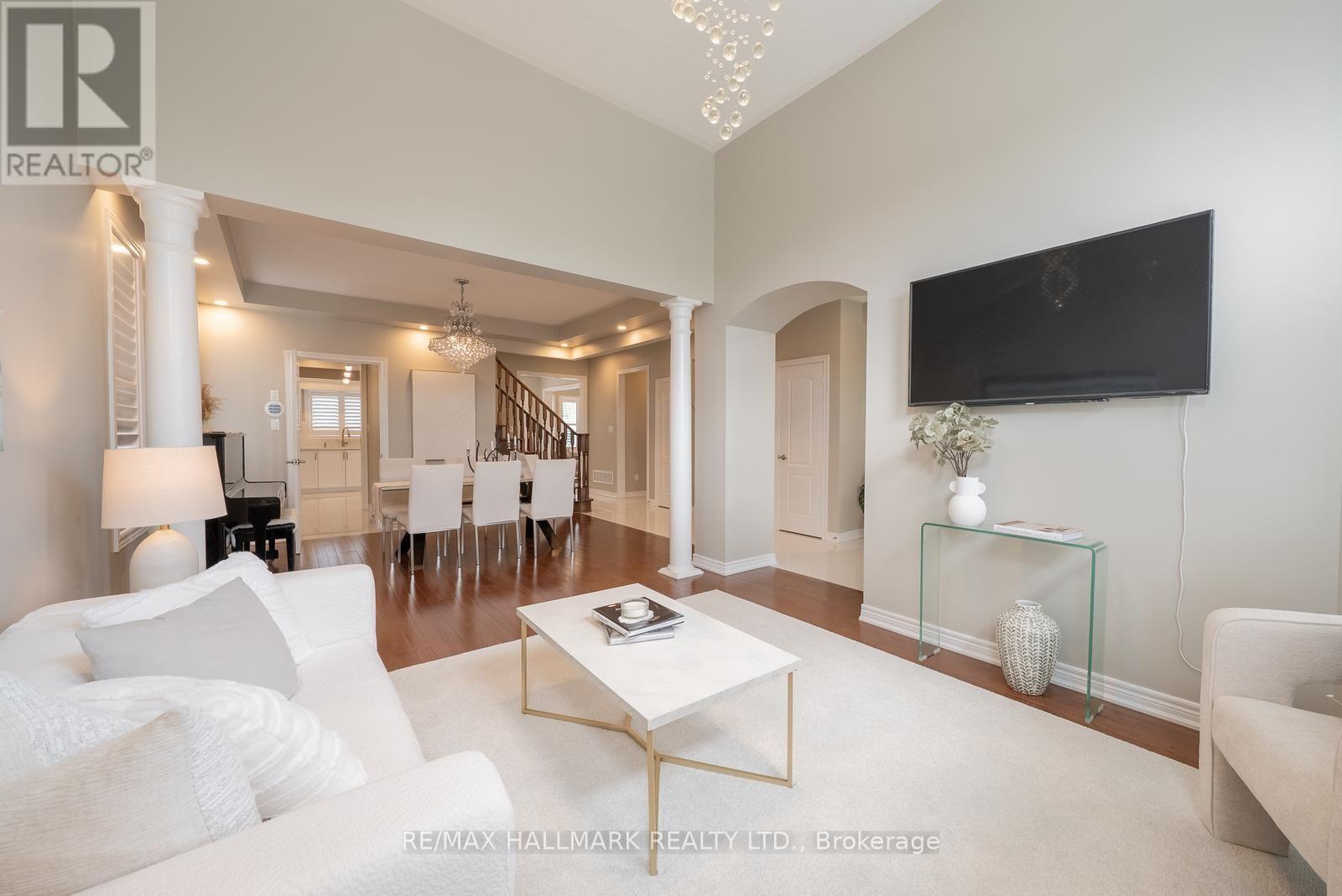 411 Hoover Park Drive, Whitchurch-Stouffville, Ontario  L4A 1P4 - Photo 8 - N13598976