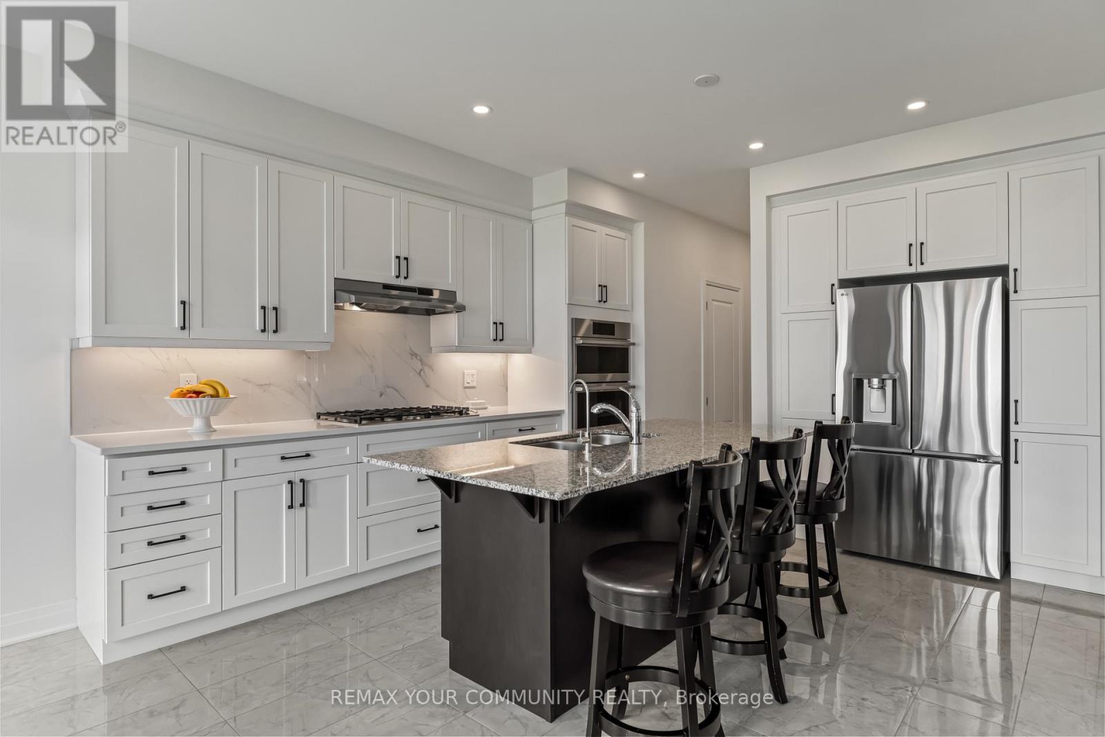 614 Newlove Street, Innisfil, Ontario  L9S 0S2 - Photo 8 - N13749636