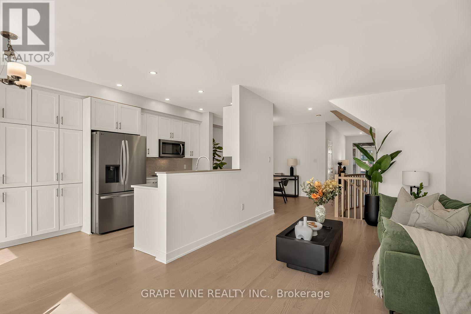 451 Haresfield Court, Ottawa, Ontario  K4M 0B6 - Photo 14 - X13749726