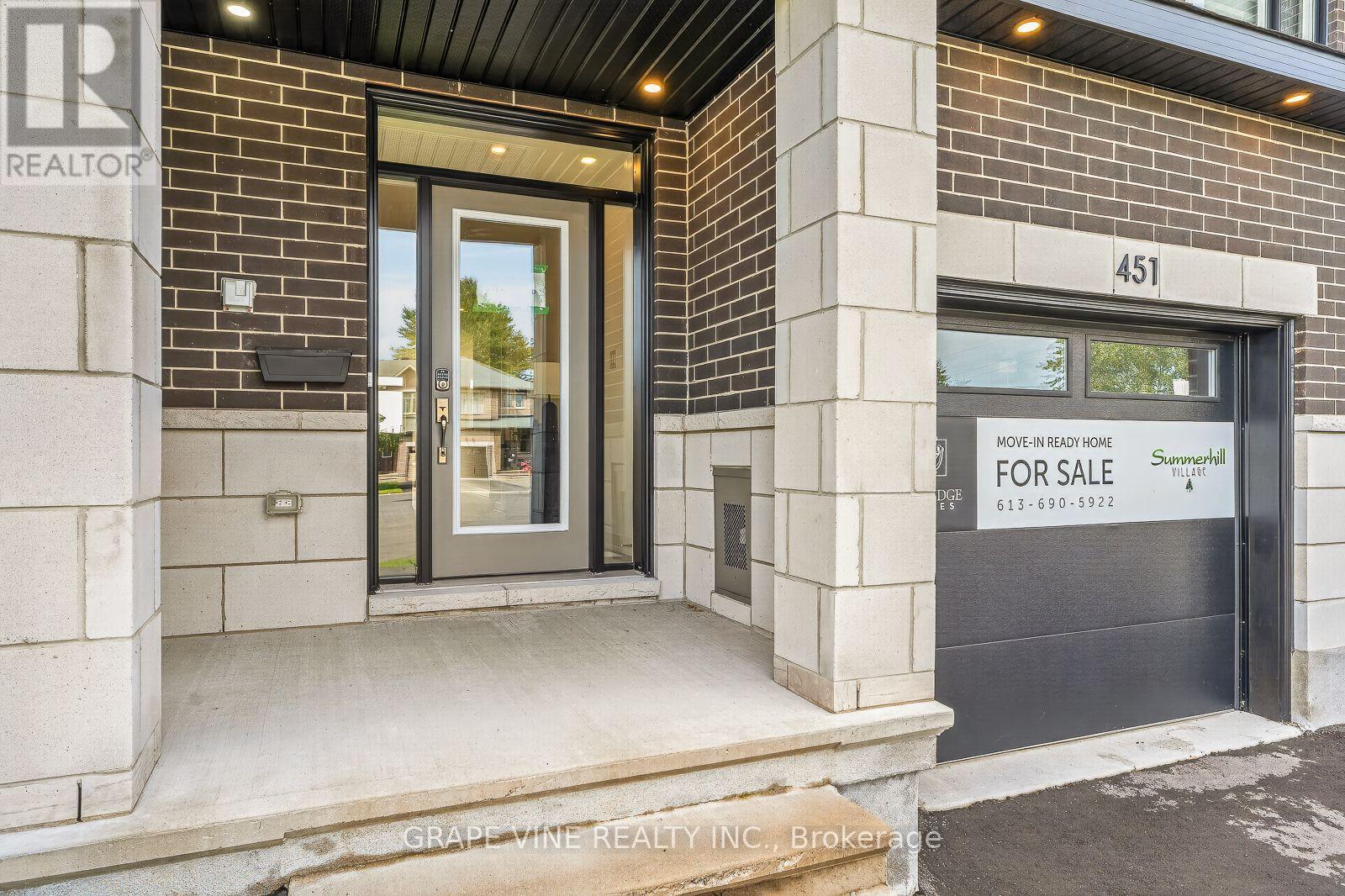 451 Haresfield Court, Ottawa, Ontario  K4M 0B6 - Photo 3 - X13749726
