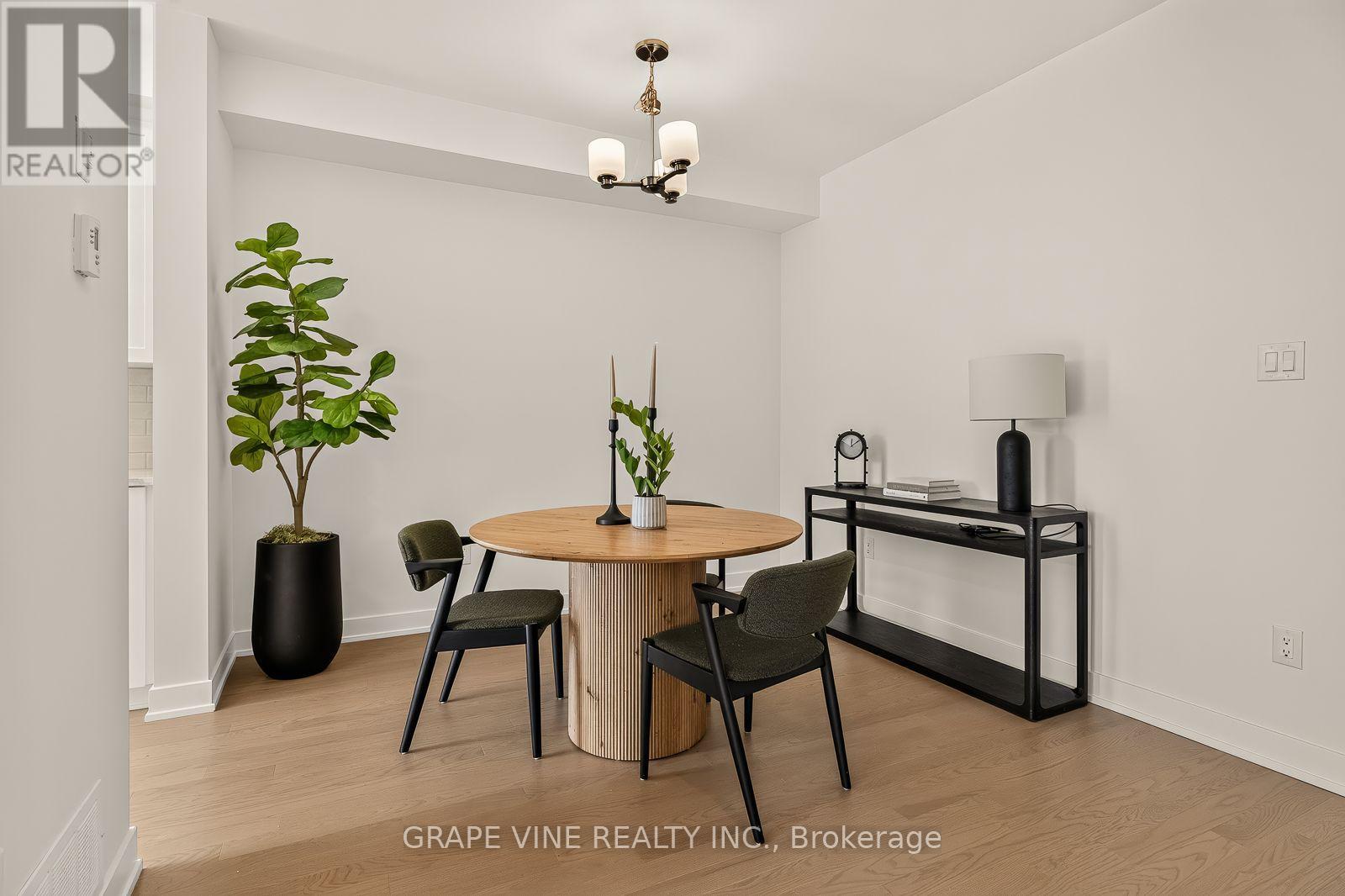 451 Haresfield Court, Ottawa, Ontario  K4M 0B6 - Photo 9 - X13749726