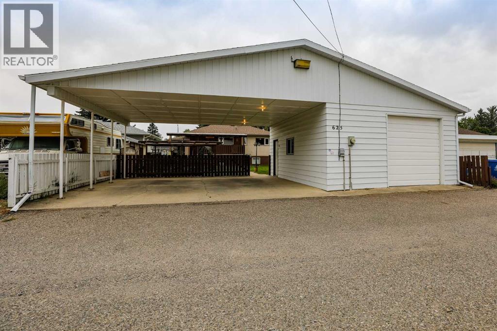 625 10 Street N, Lethbridge, Alberta T1H 2E1 - Photo 11 - A2343042