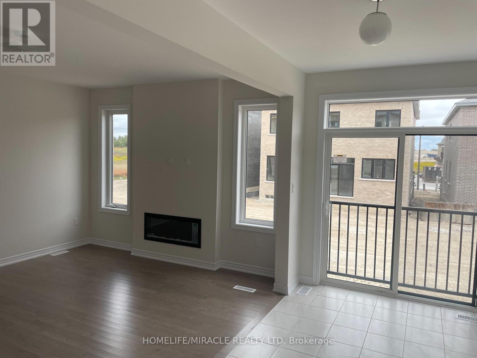 2175 Coppermine Street, Oshawa, Ontario L1L 0T1 - Photo 4 - E13748552
