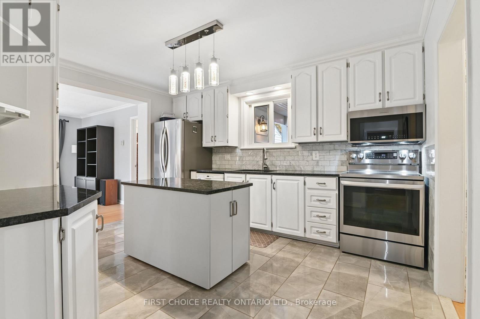 171 Fanshaw Avenue, Ottawa, Ontario  K1H 6C8 - Photo 10 - X13749750