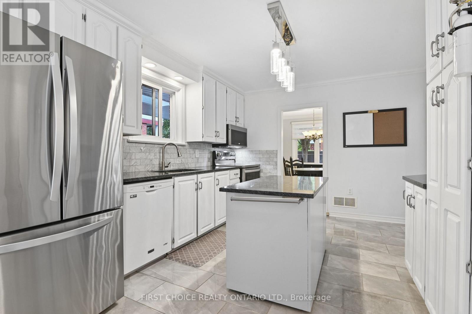 171 Fanshaw Avenue, Ottawa, Ontario  K1H 6C8 - Photo 12 - X13749750