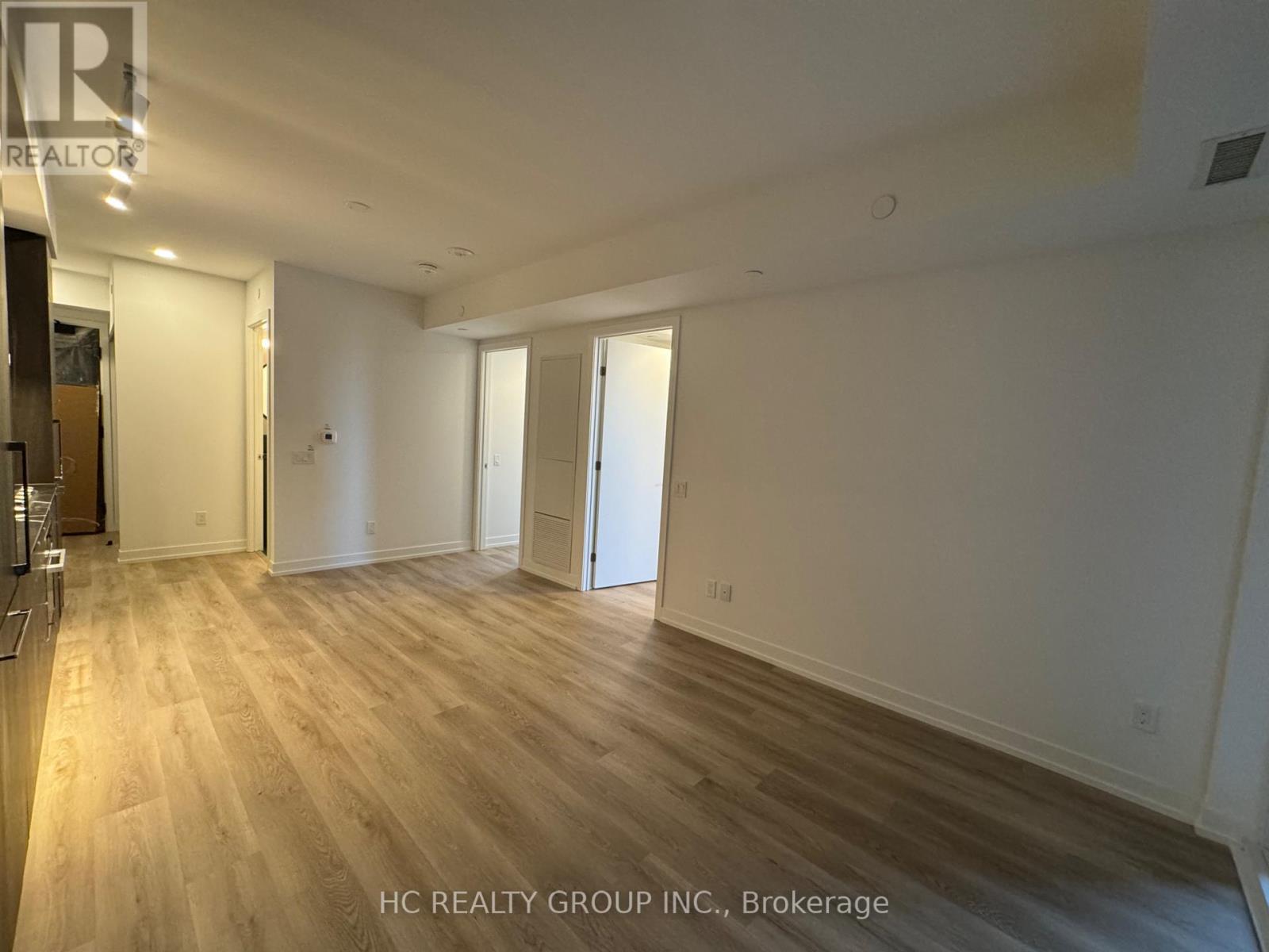 608 - 771 Yonge Street, Toronto, Ontario  M4W 0B8 - Photo 9 - C13749758