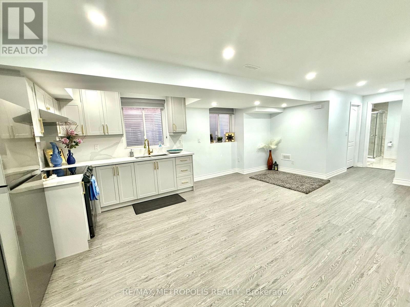 Basement - 68 Maskell Crescent, Whitby, Ontario L1P 0J7 - Photo 3 - E13749778