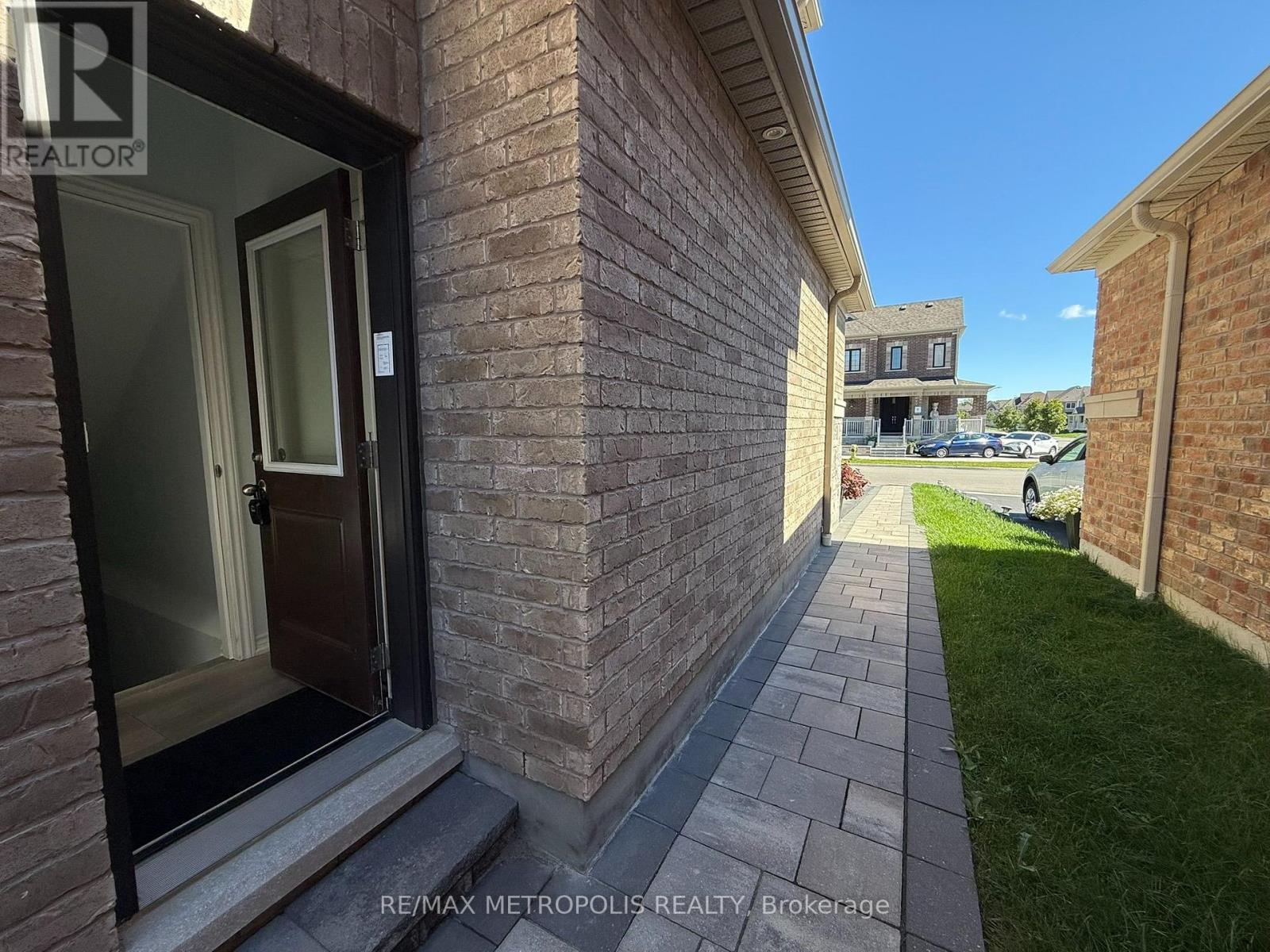 Basement - 68 Maskell Crescent, Whitby, Ontario L1P 0J7 - Photo 9 - E13749778