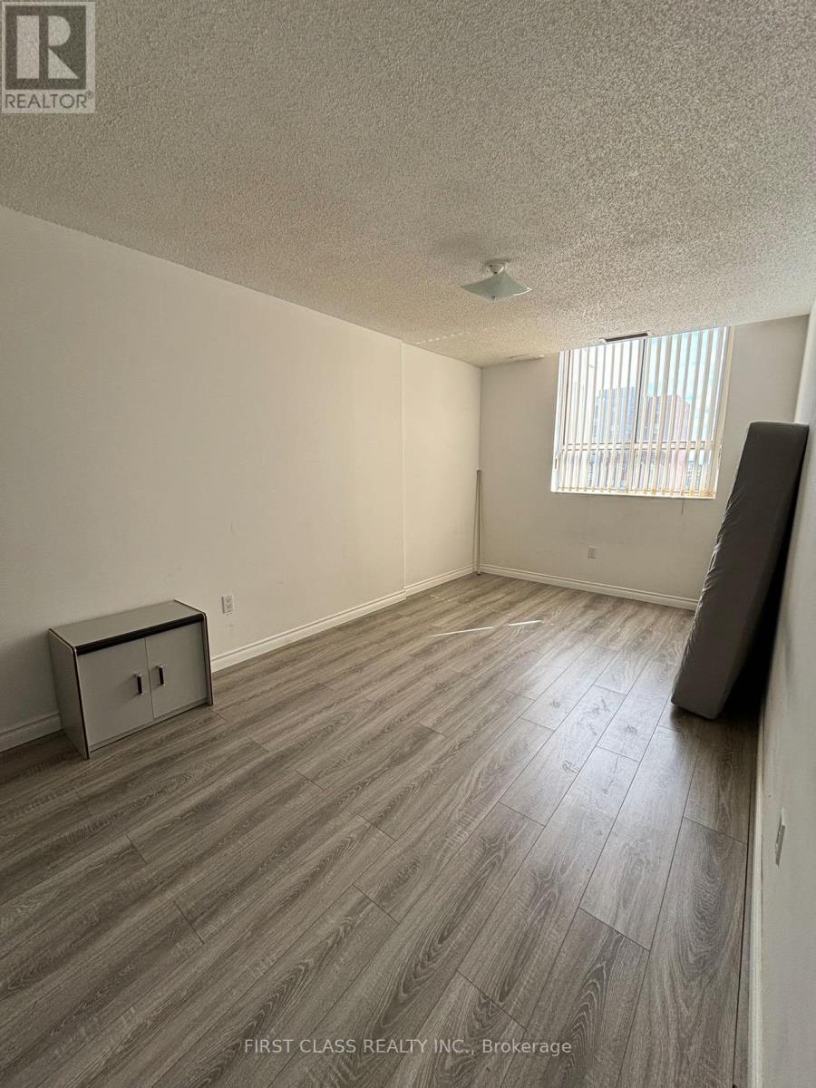 1412 - 10 Stonehill Court, Toronto, Ontario  M1W 2X8 - Photo 5 - E13749808