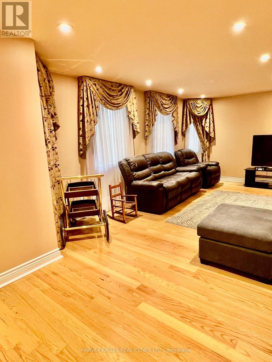 Bsmt - 44 Ann Louise Crescent, Markham, Ontario  L3S 0A8 - Photo 15 - N13749786