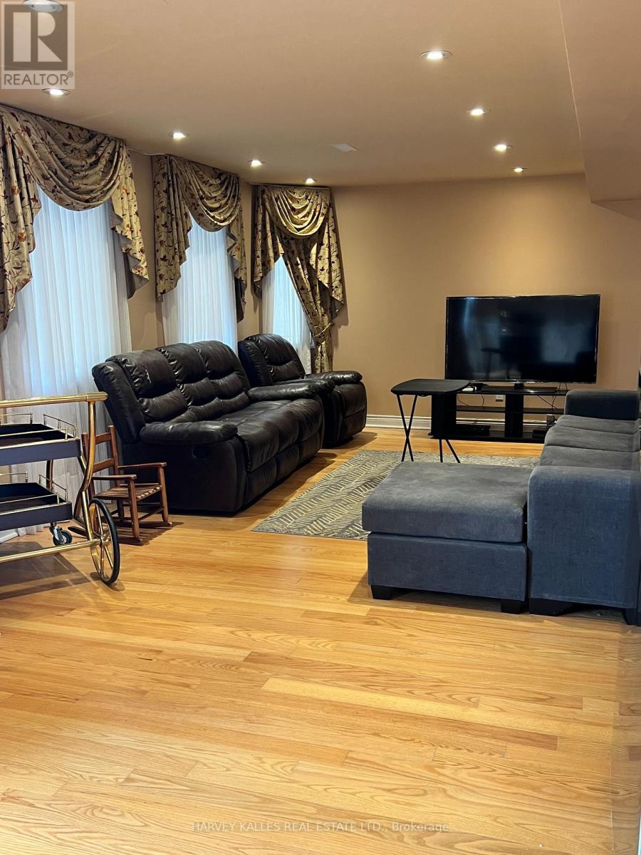 Bsmt - 44 Ann Louise Crescent, Markham, Ontario  L3S 0A8 - Photo 3 - N13749786