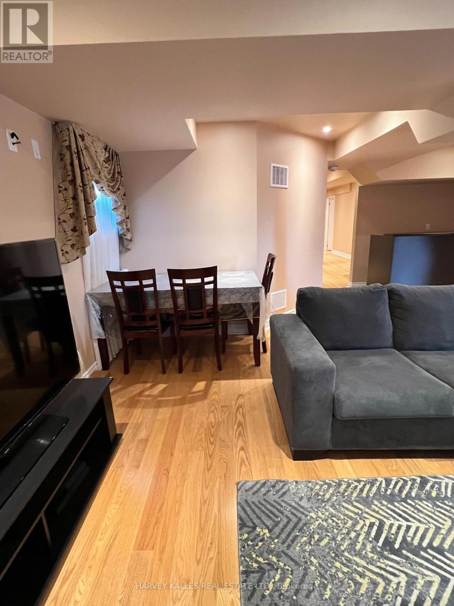 Bsmt - 44 Ann Louise Crescent, Markham, Ontario  L3S 0A8 - Photo 4 - N13749786