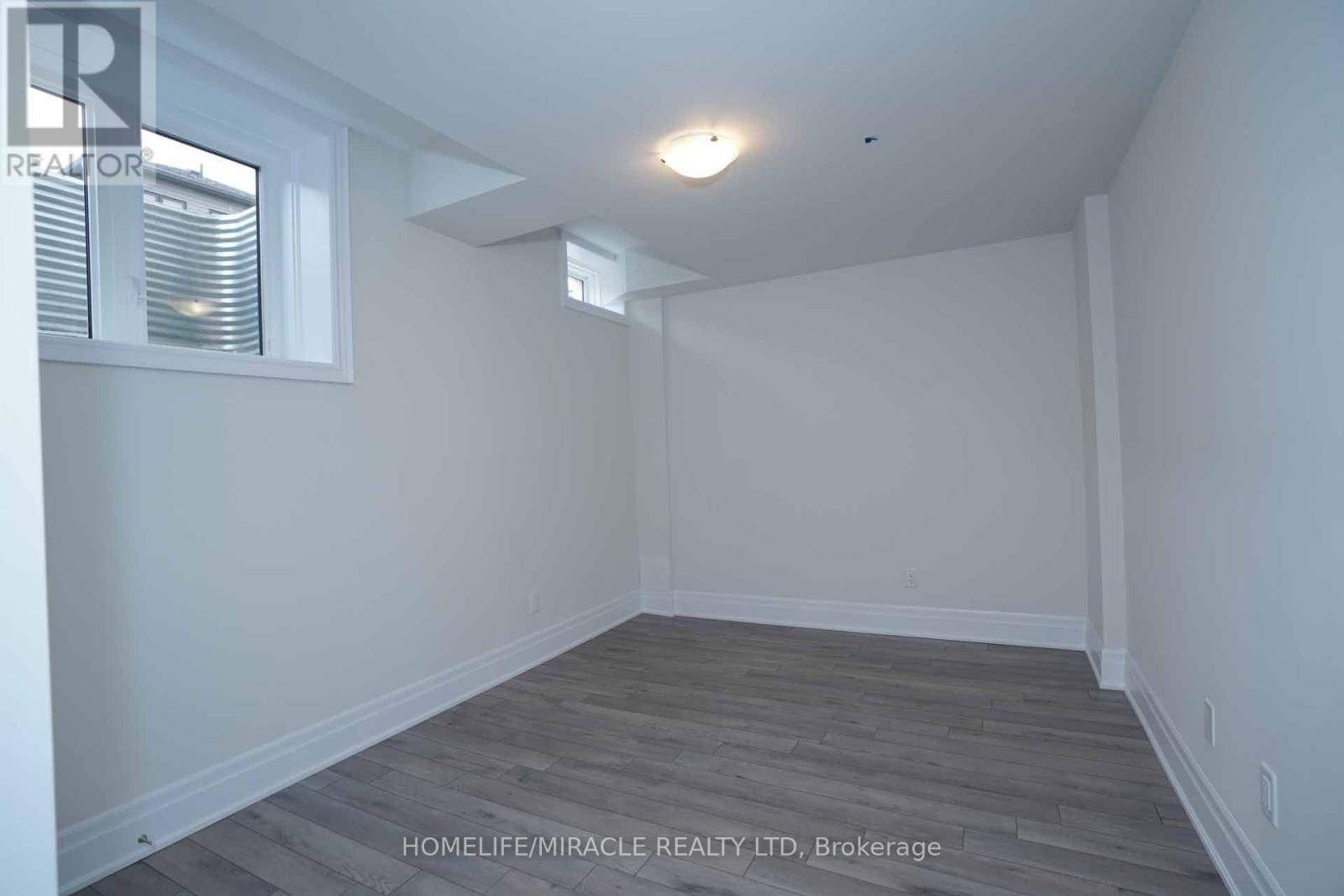 Lower - 31 Prudhoe Terrace, Barrie, Ontario  L9J 0W2 - Photo 13 - S13749806