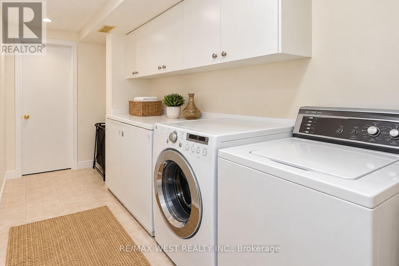 3538 Bannerhill Avenue, Mississauga, Ontario  L4X 1V1 - Photo 11 - W13749764