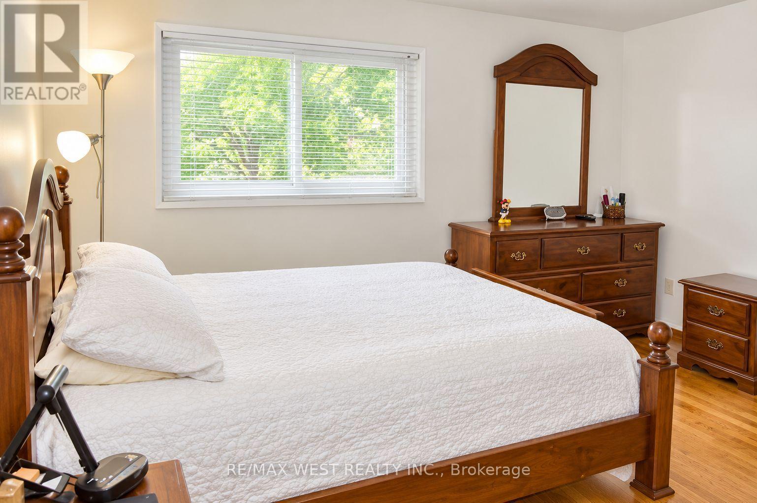 3538 Bannerhill Avenue, Mississauga, Ontario  L4X 1V1 - Photo 6 - W13749764