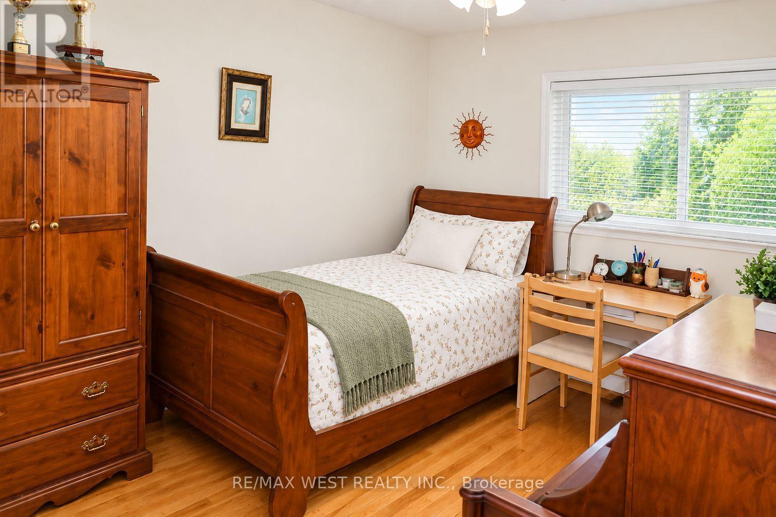 3538 Bannerhill Avenue, Mississauga, Ontario  L4X 1V1 - Photo 8 - W13749764