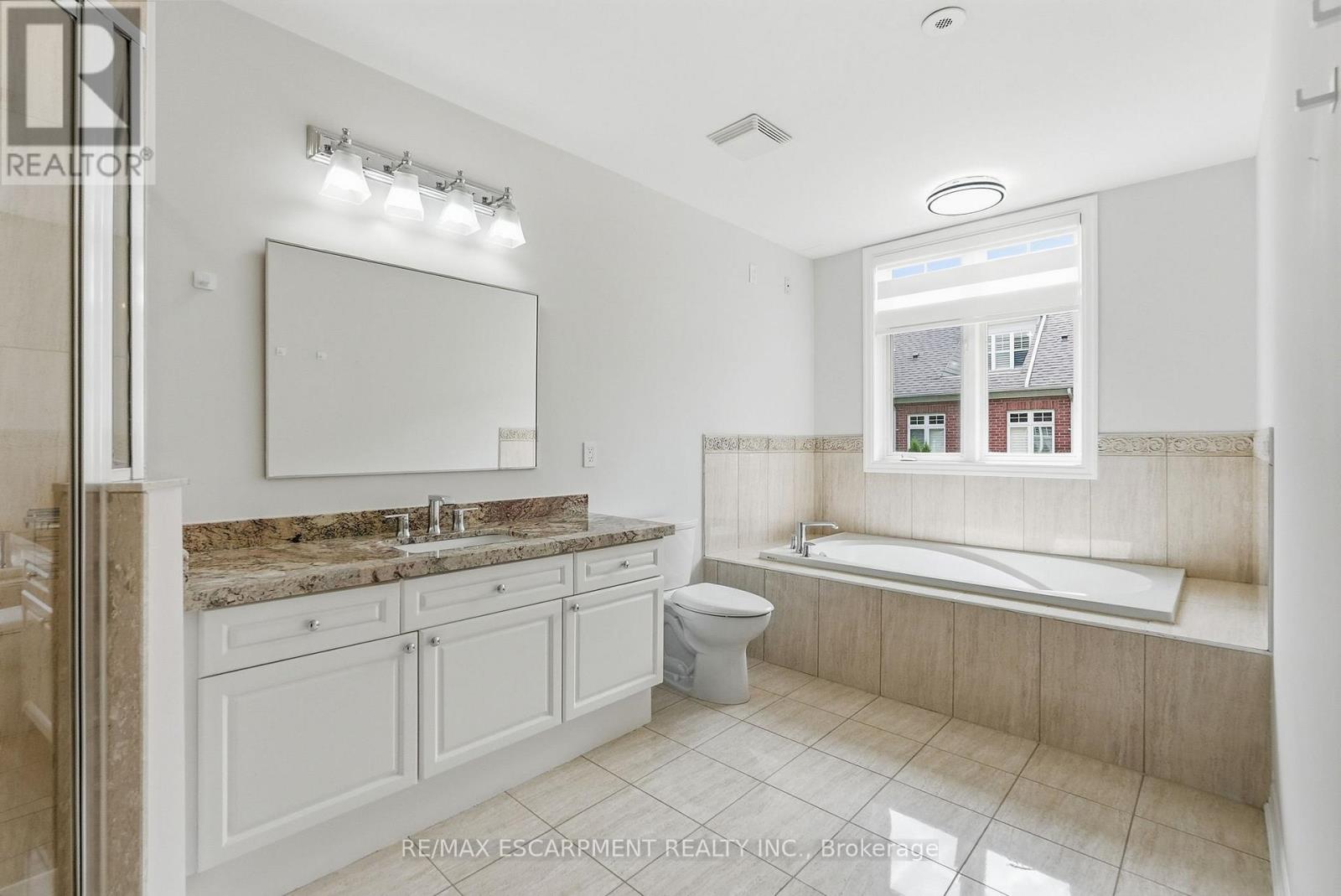 36 Compass Way, Mississauga, Ontario  L5G 4T8 - Photo 10 - W13749772