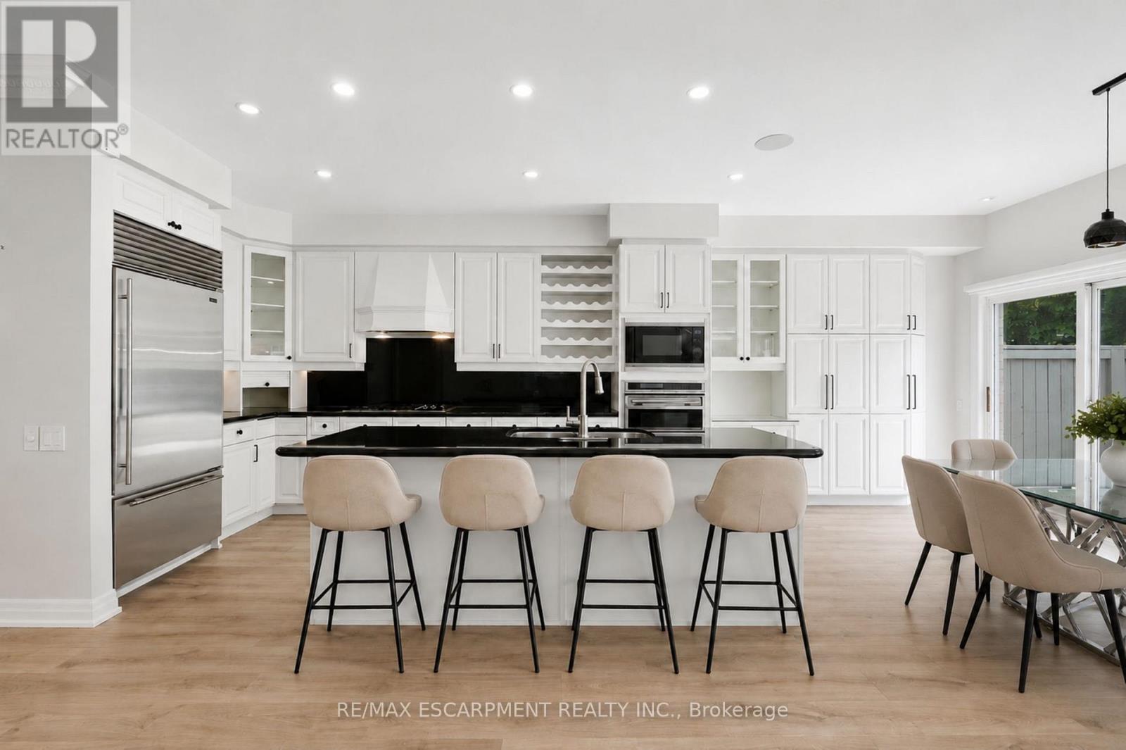 36 Compass Way, Mississauga, Ontario  L5G 4T8 - Photo 6 - W13749772
