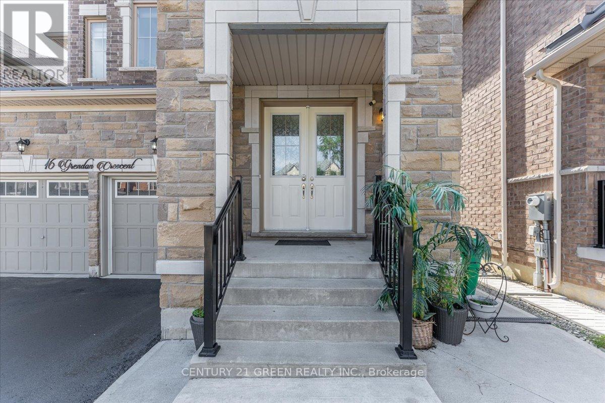16 Grendon Crescent W, Brampton, Ontario  L6X 5N4 - Photo 3 - W13749776