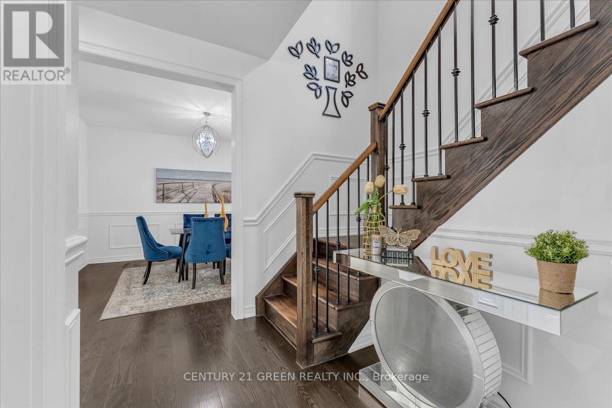 16 Grendon Crescent W, Brampton, Ontario  L6X 5N4 - Photo 6 - W13749776