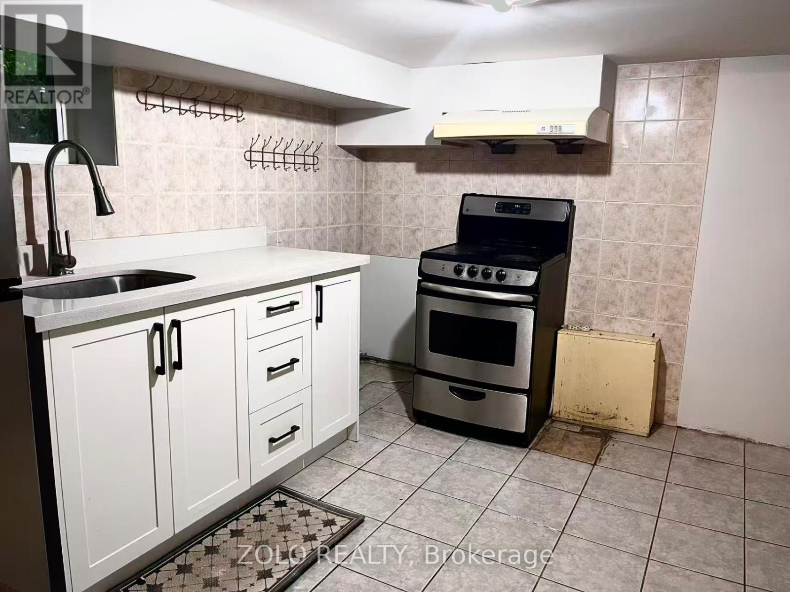90 Symons Street, Toronto, Ontario  M8V 1V2 - Photo 11 - W13749796