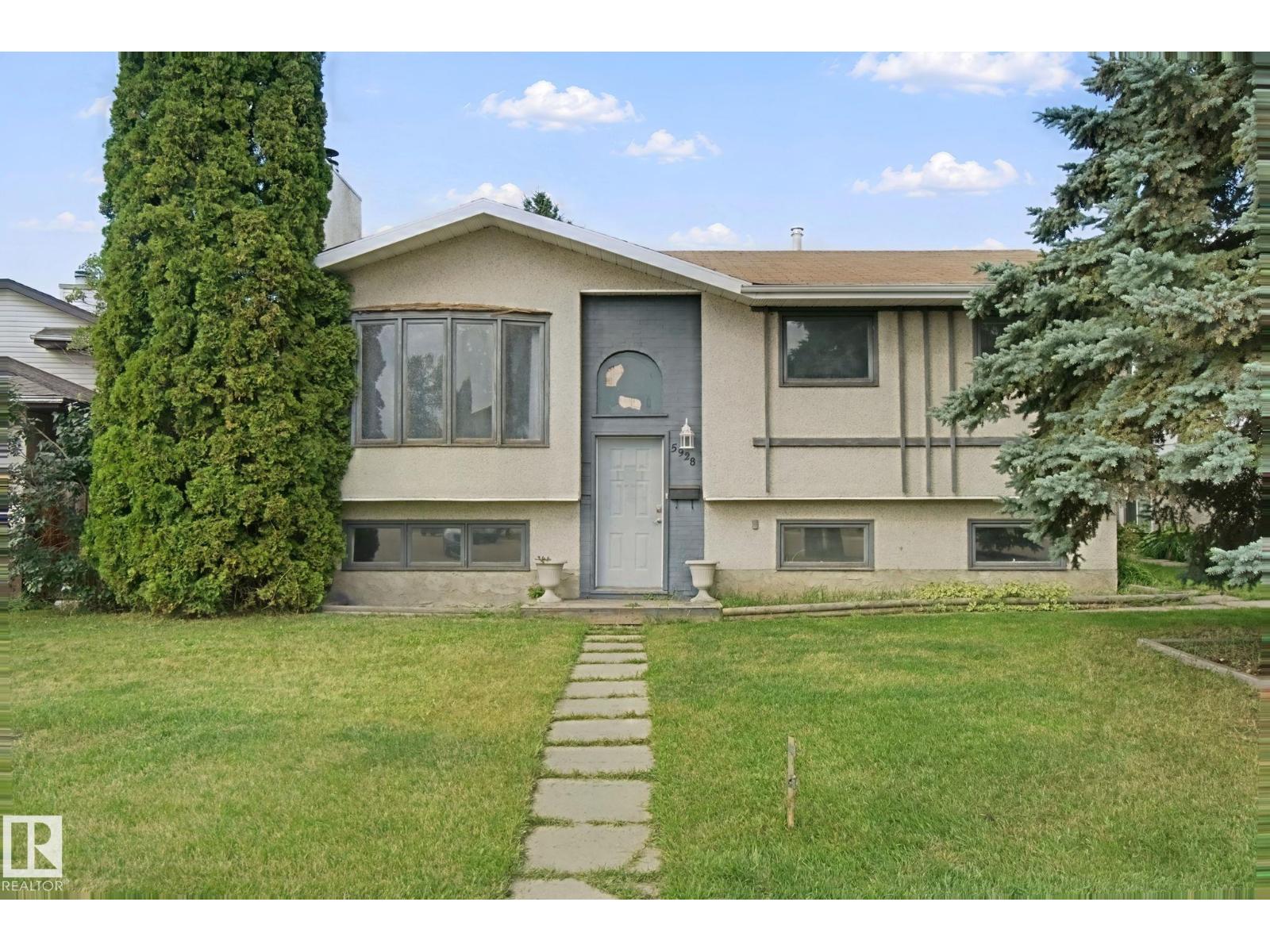 5928 11 Av Nw Nw, Edmonton, Alberta  T6L 3A6 - Photo 1 - E4507382