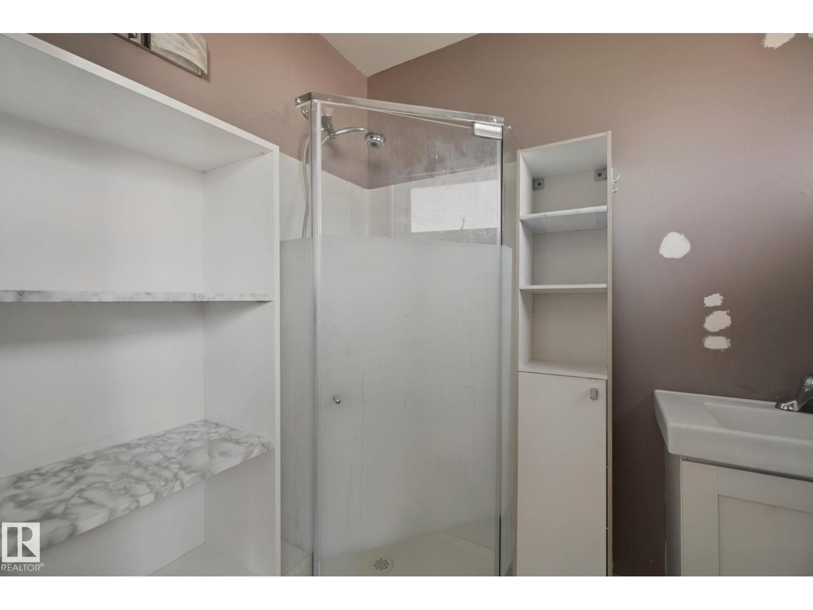 5928 11 Av Nw Nw, Edmonton, Alberta  T6L 3A6 - Photo 30 - E4507382
