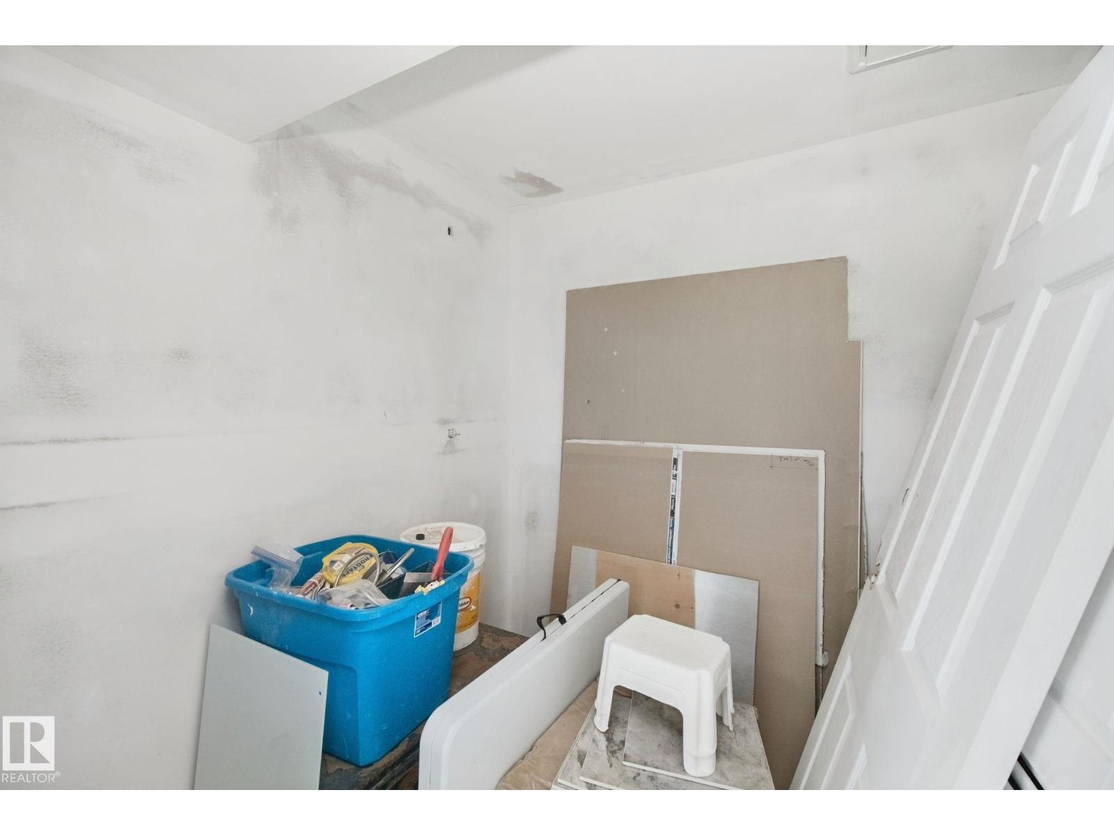 5928 11 Av Nw Nw, Edmonton, Alberta  T6L 3A6 - Photo 42 - E4507382