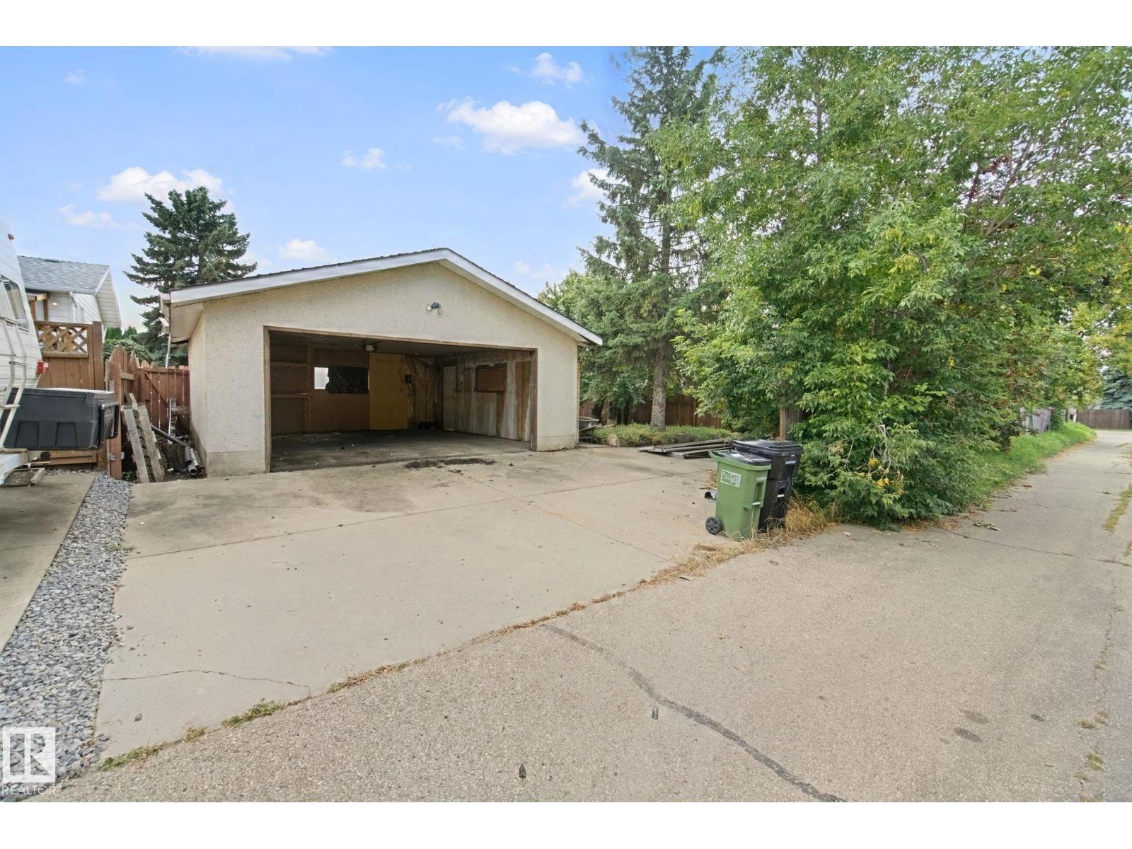 5928 11 Av Nw Nw, Edmonton, Alberta  T6L 3A6 - Photo 45 - E4507382