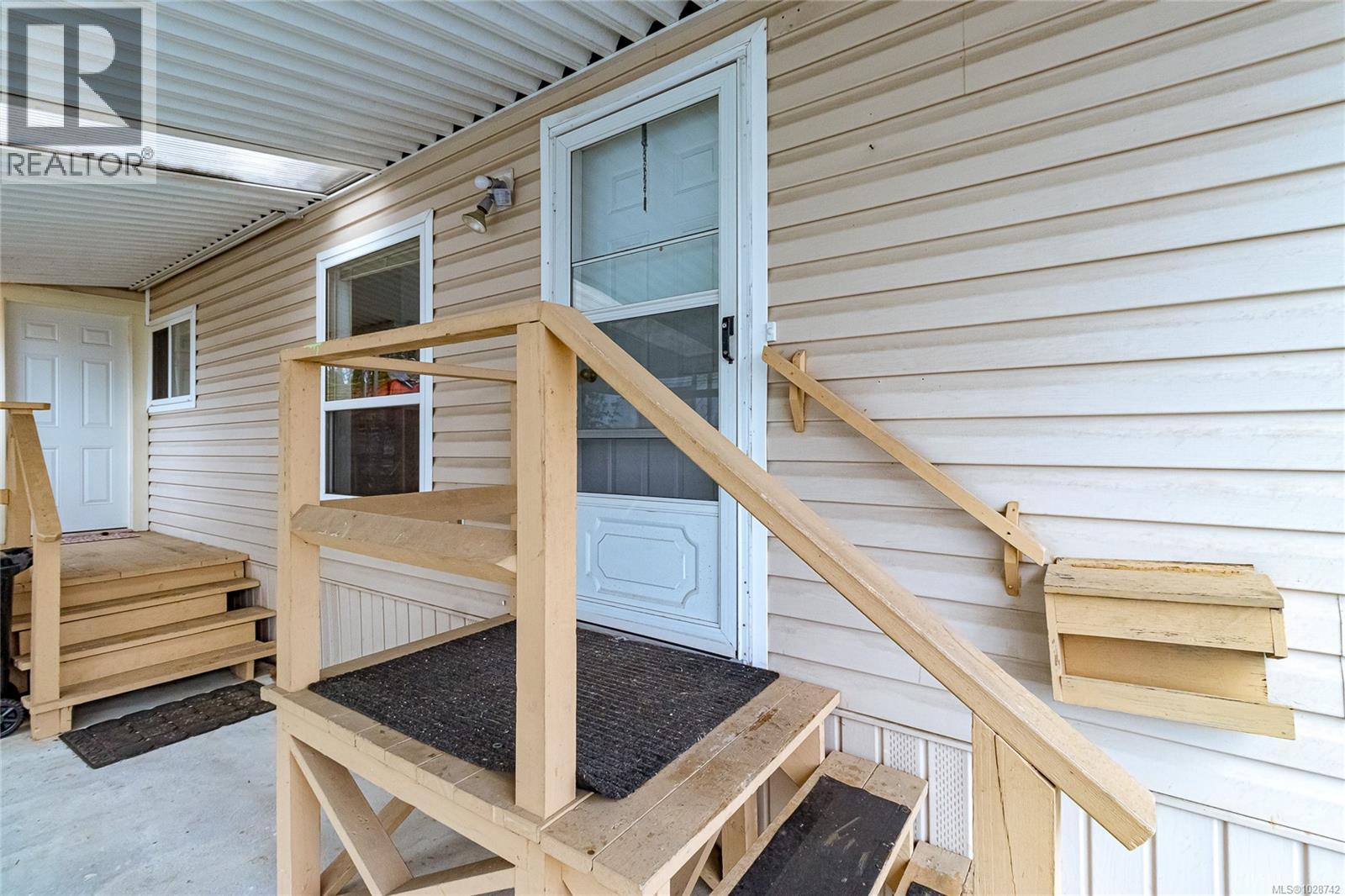 320 2885 Boys Rd, Duncan, British Columbia  V9L 4Y9 - Photo 3 - 1028742