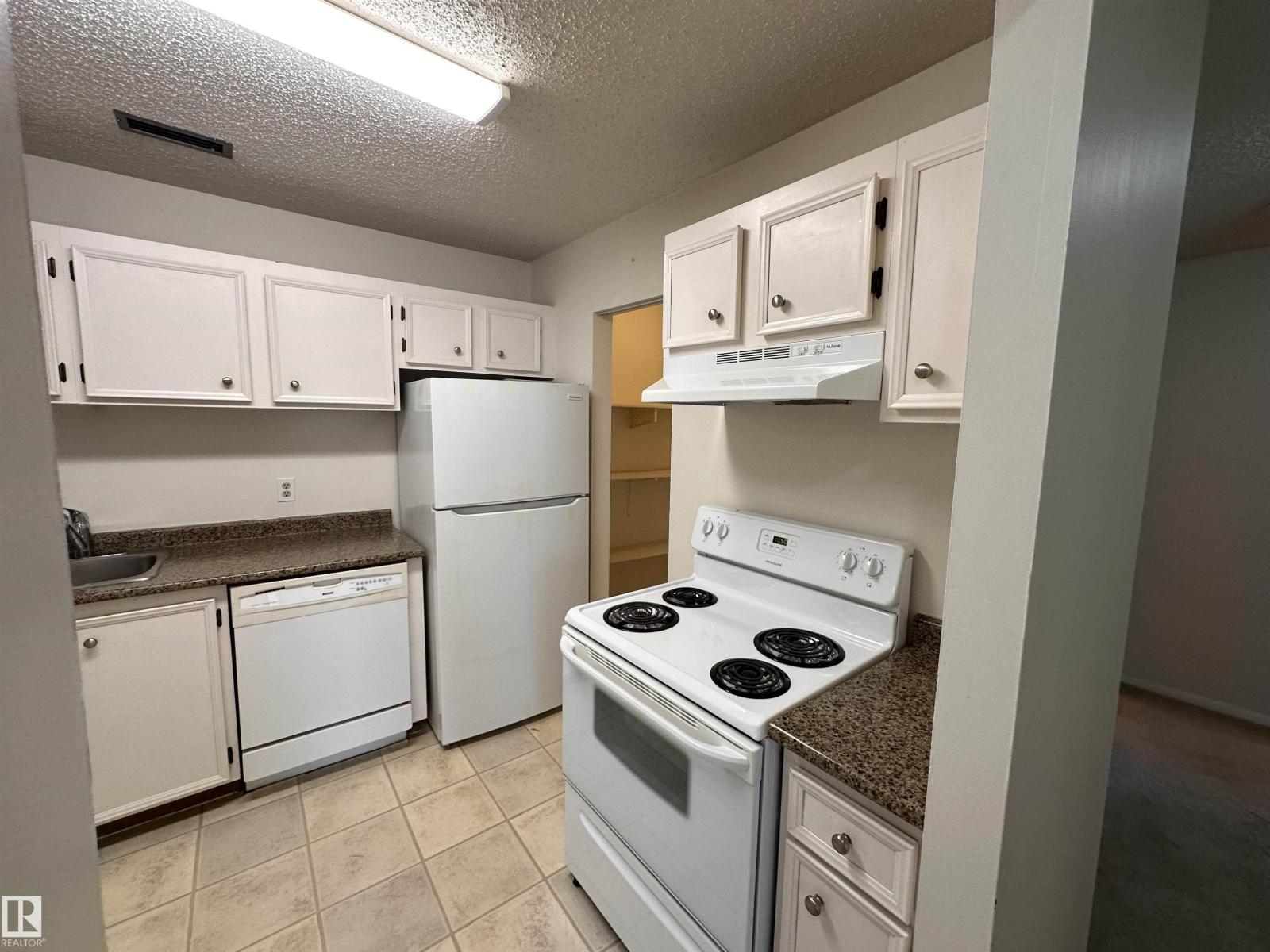 #132 2703 79 St NW, Edmonton, Alberta  T6K 3Z6 - Photo 16 - E4507385