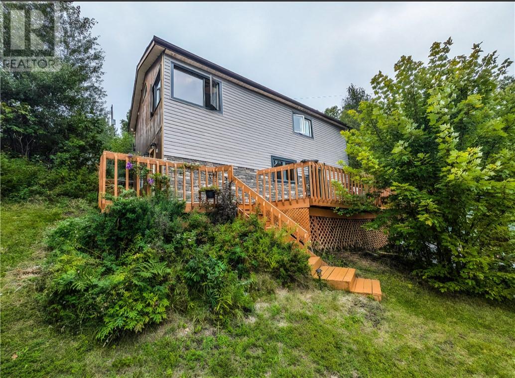 500 East Bay Road, Greater Sudbury, Ontario  P0M 1H0 - Photo 3 - 2130124
