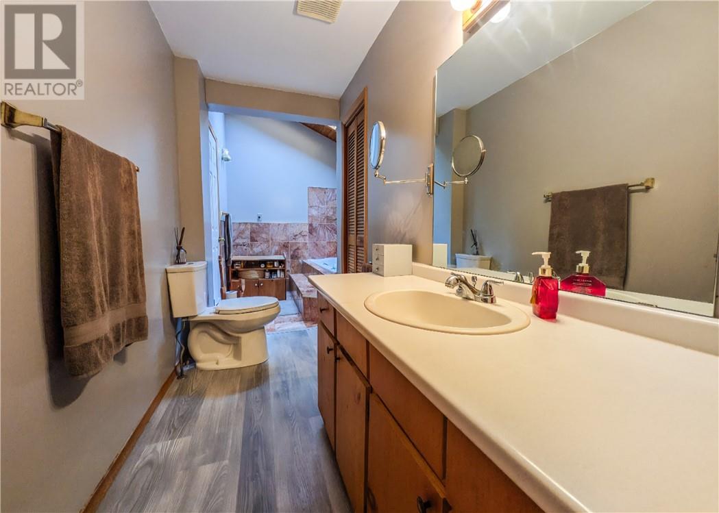 500 East Bay Road, Greater Sudbury, Ontario  P0M 1H0 - Photo 5 - 2130124