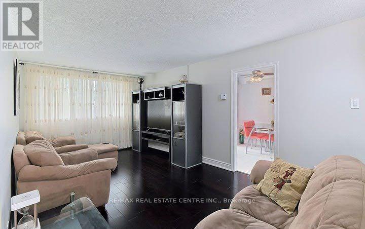 200 - 2170 Bromsgrove Road, Mississauga, Ontario  L5J 4J2 - Photo 6 - W13687504
