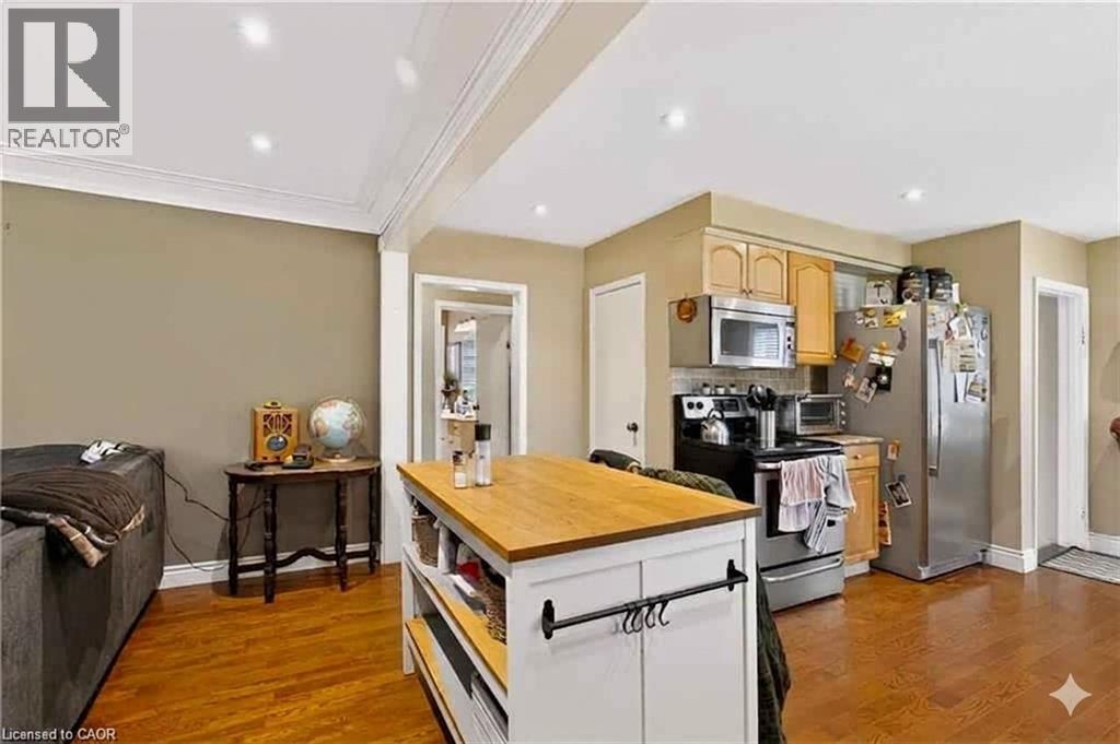 1046 Shepherds Drive, Burlington, Ontario  L7T 3R3 - Photo 13 - 40859257