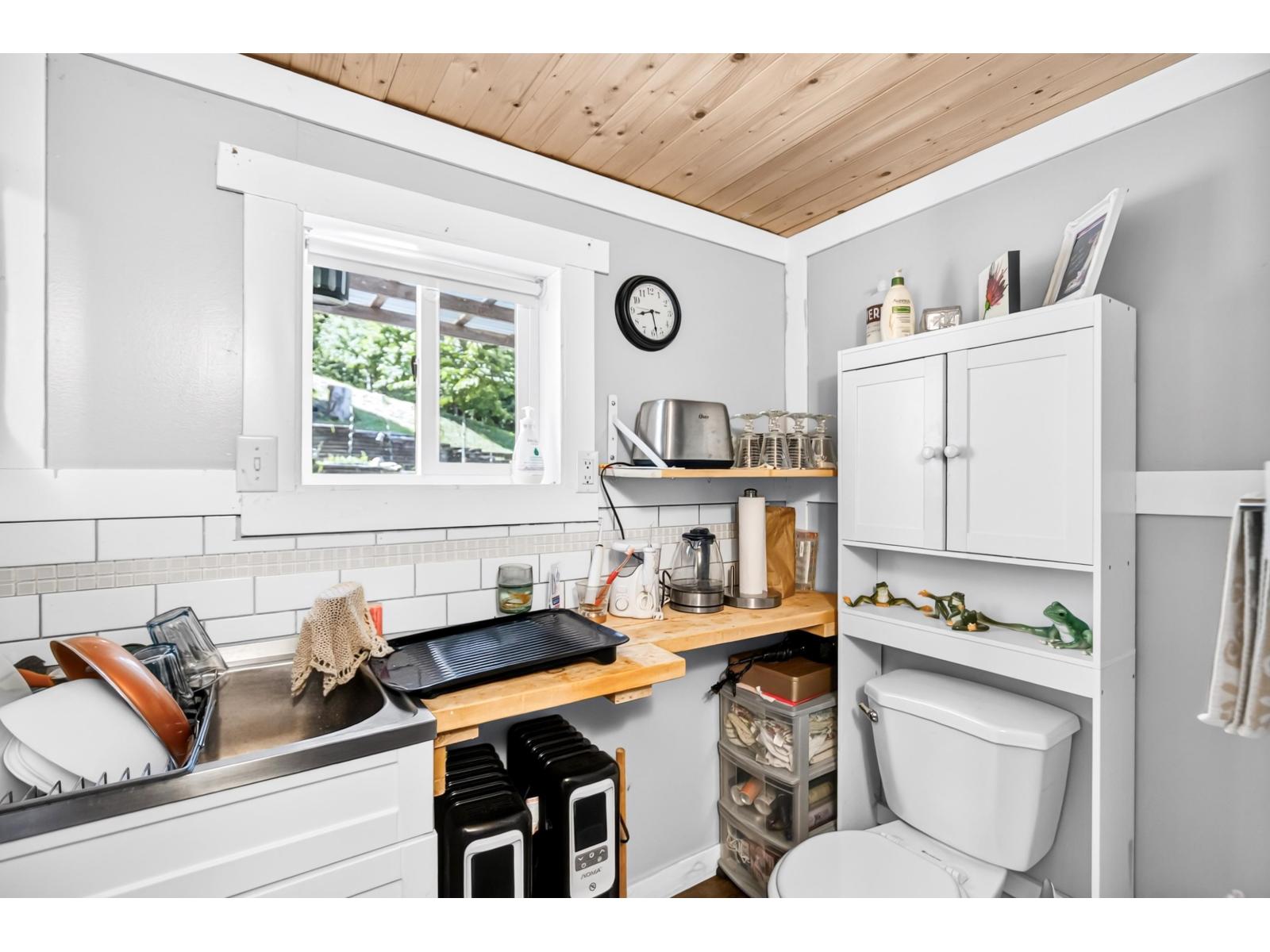 9560 Monte Vista Street, Mission, British Columbia  V2V 6B2 - Photo 33 - R3144407