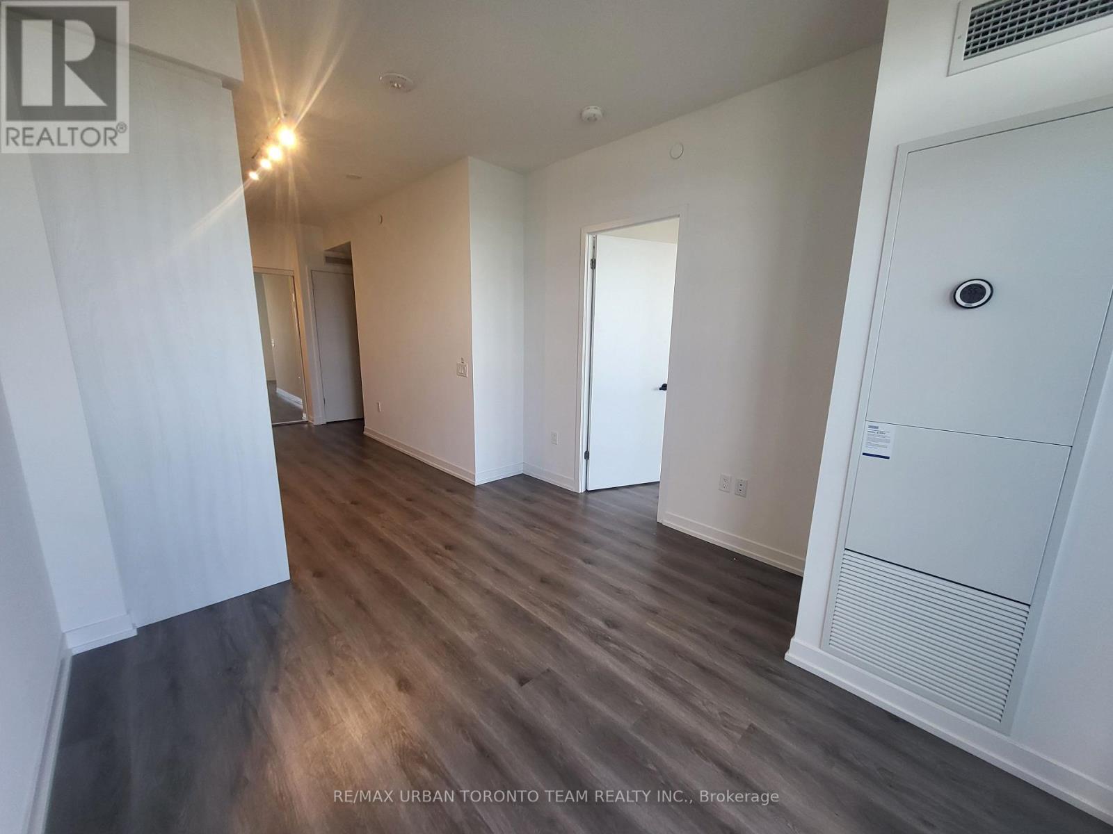 808 - 225 Commerce Street, Vaughan, Ontario  L4K 0R1 - Photo 6 - N13749852