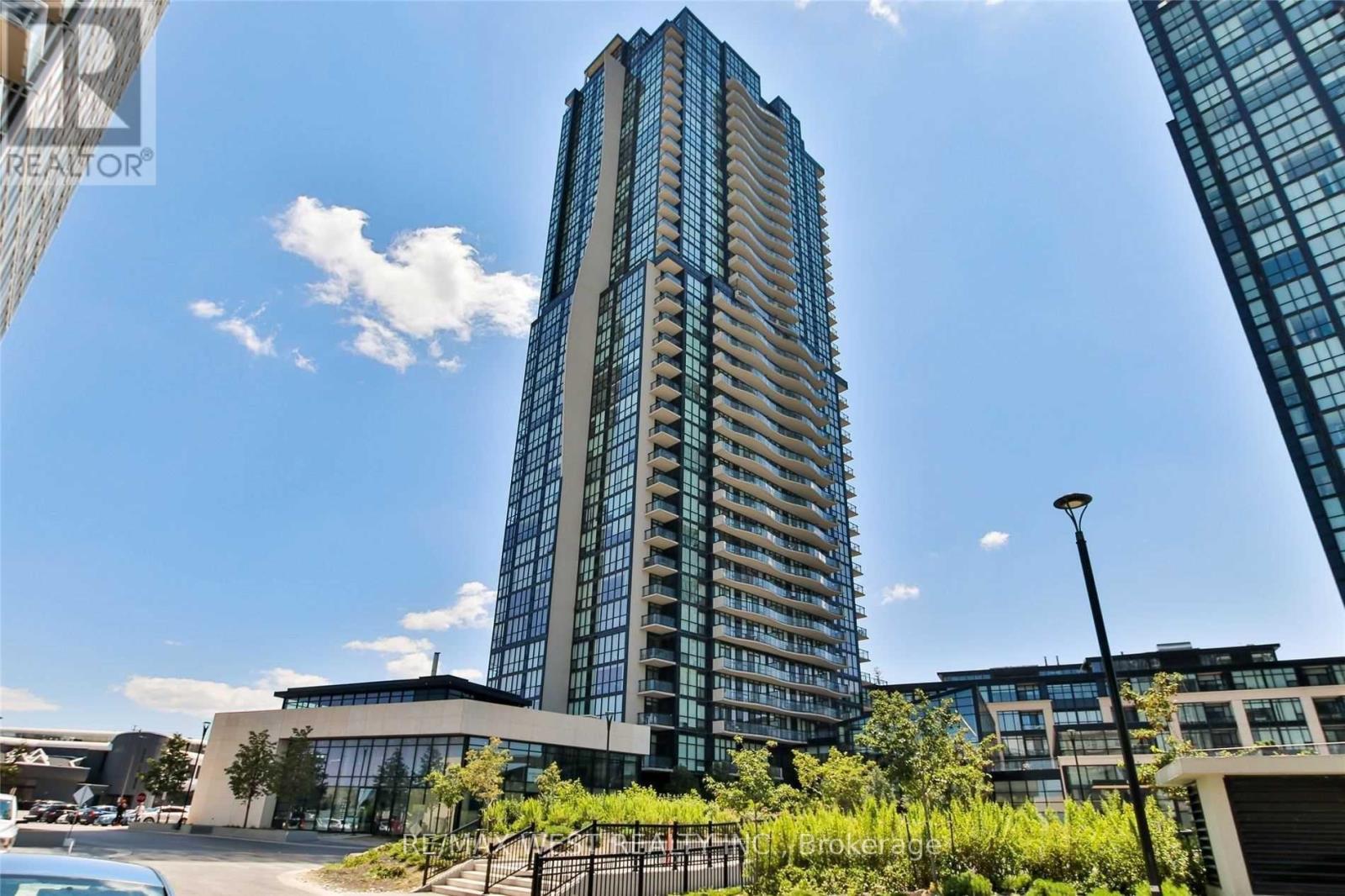 3203 - 2900 Highway 7, Vaughan, Ontario  L4K 0G3 - Photo 2 - N13749890