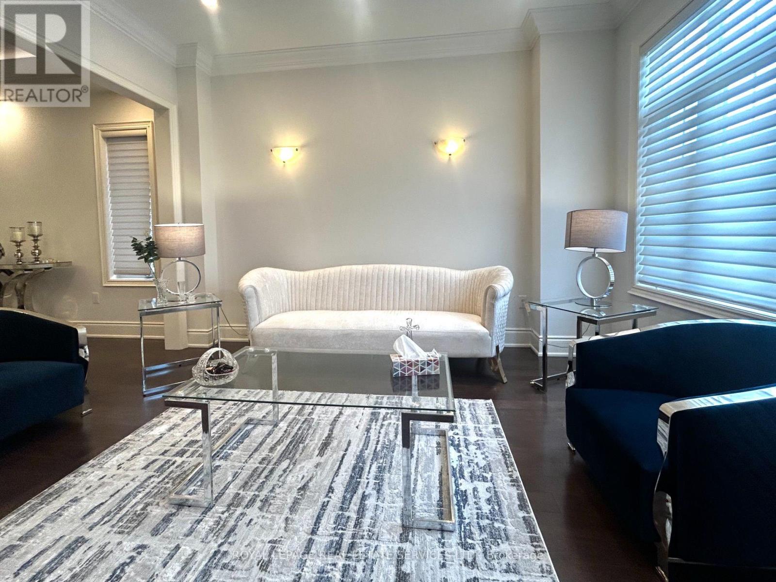3172 William Rose Way, Oakville, Ontario  L6H 0T3 - Photo 3 - W13749894