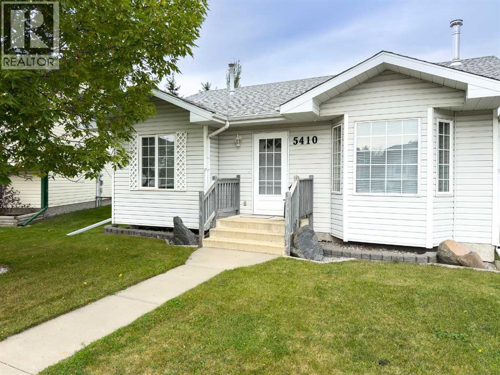 5410 61 Avenue Close, Rocky Mountain House, Alberta  T4T 1N8 - Photo 1 - A2342152