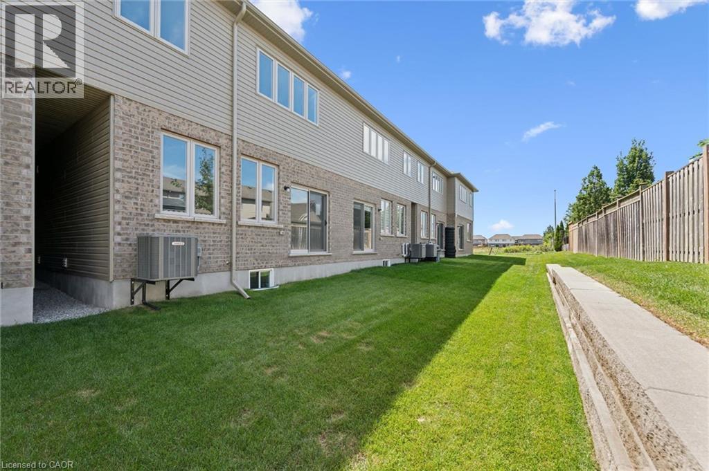 362 Robert Woolner Street, Ayr, Ontario  N0B 1E0 - Photo 9 - 40860965