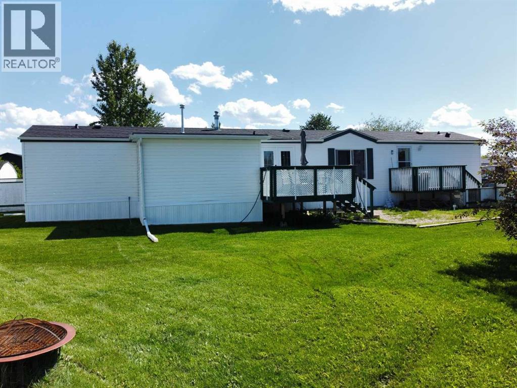 517 9 Street, Fox Creek, Alberta  t0h 1p0 - Photo 5 - A2343135