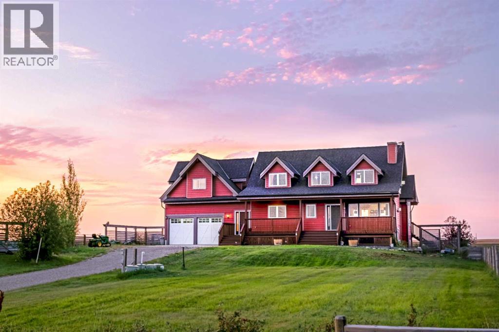 425 Railway Avenue, Cheadle, Alberta