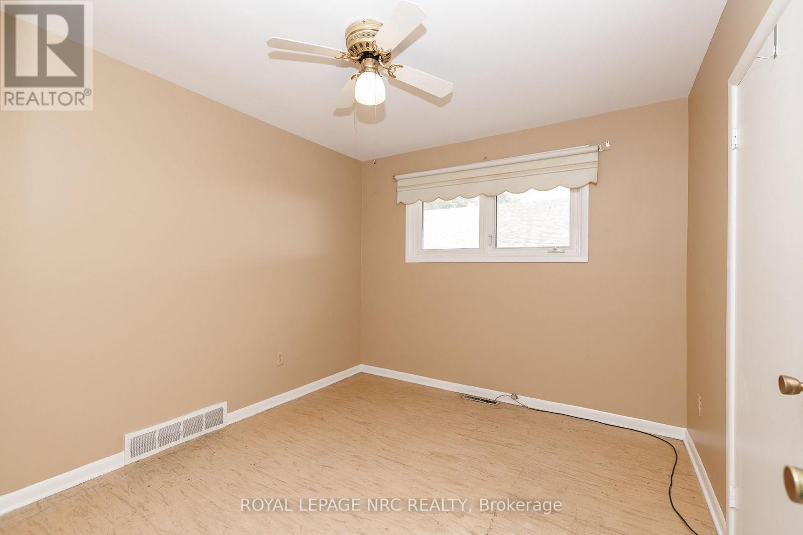 15 Memorial Park Drive, Welland, Ontario  L3B 1A5 - Photo 20 - X13749936
