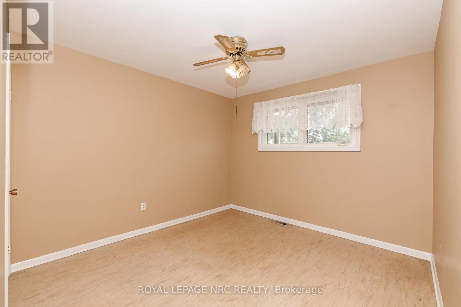 15 Memorial Park Drive, Welland, Ontario  L3B 1A5 - Photo 21 - X13749936