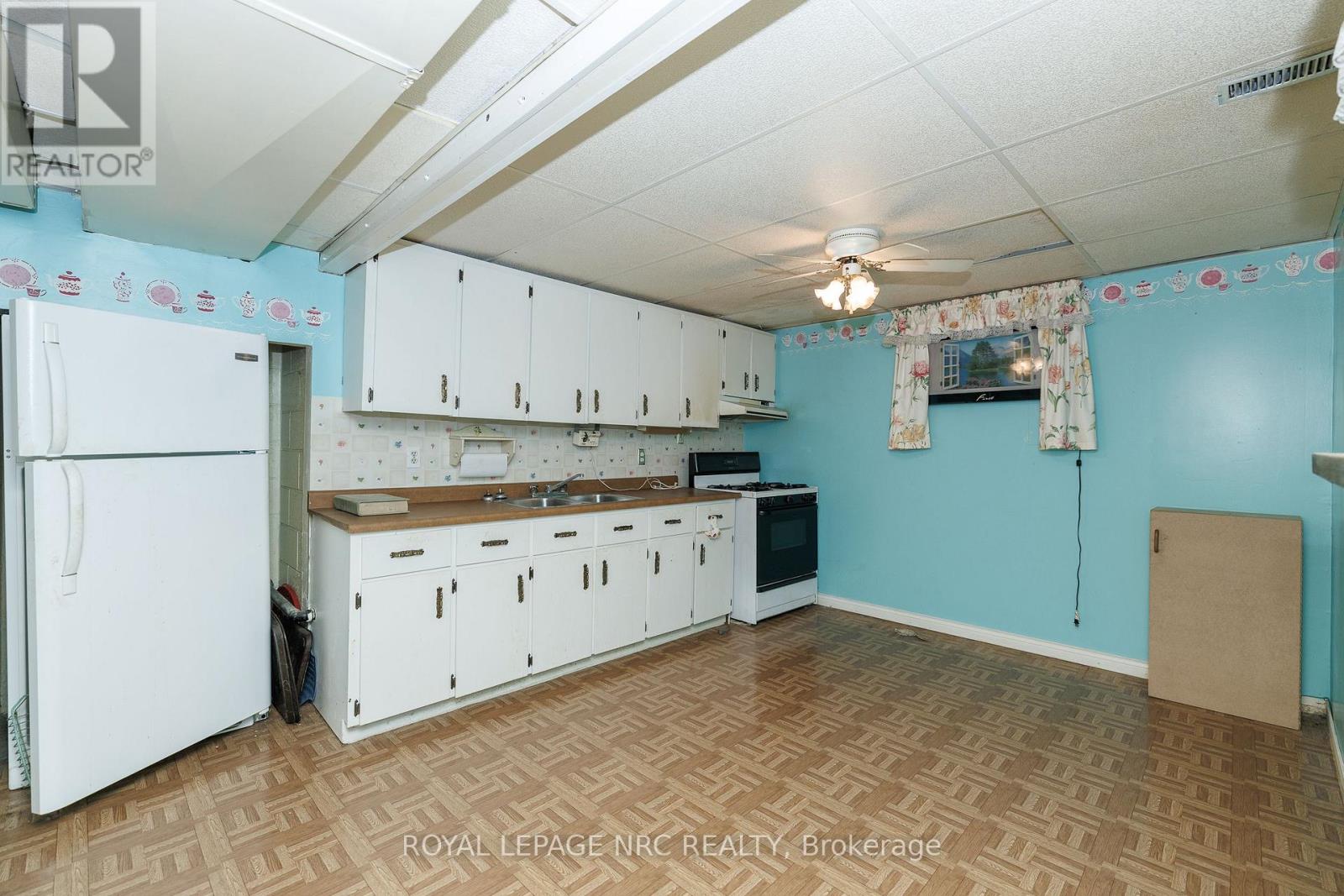 15 Memorial Park Drive, Welland, Ontario  L3B 1A5 - Photo 28 - X13749936